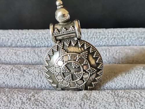 DISCOUNT!!! Unique Silver Pendant