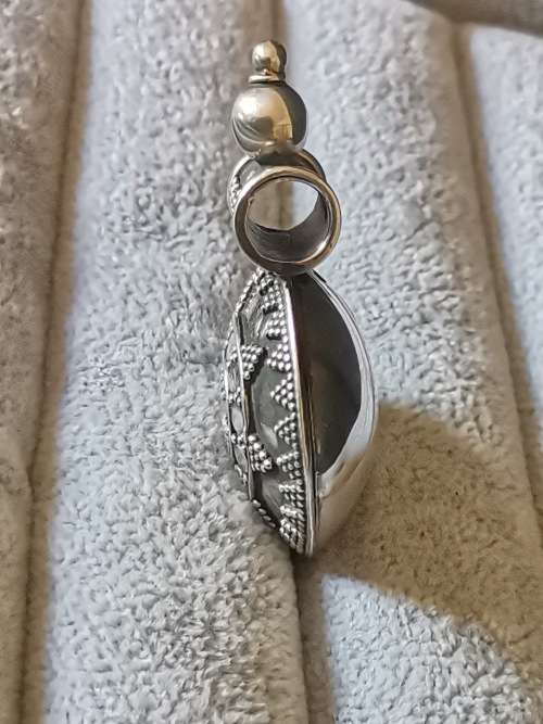 DISCOUNT!!! Unique Silver Pendant