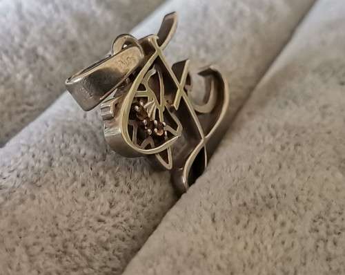 DISCOUNT!!! Silver Initial E Pendant