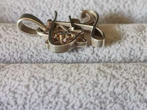 DISCOUNT!!! Silver Initial E Pendant