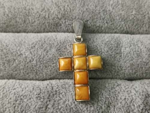 Silver Amber Cross Pendant