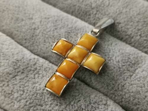 Silver Amber Cross Pendant