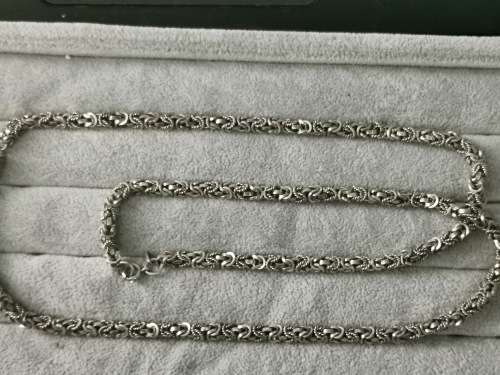 DISCOUNT!!! Stunning Silver Chain