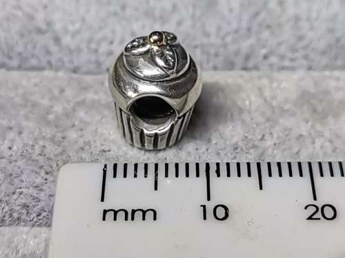 DISCOUNT!!! Silver Pandora Cupcake Charm