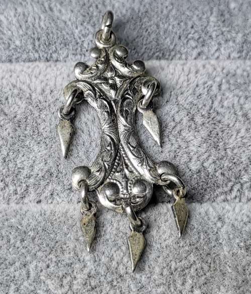 DISCOUNT!!! Unique Silver Pendant