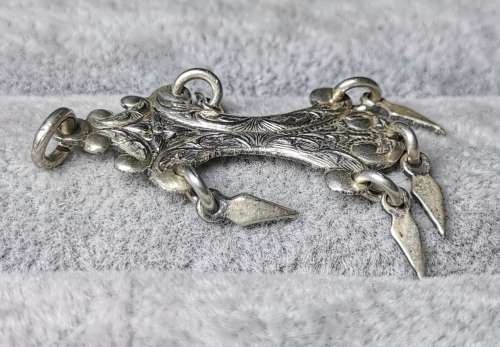 DISCOUNT!!! Unique Silver Pendant