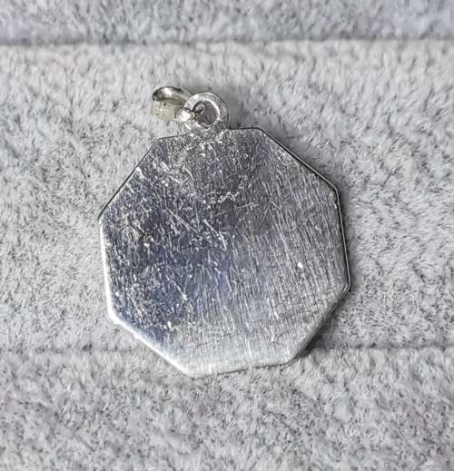 DISCOUNT!!! Detailed Silver Pendant