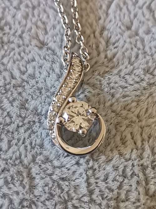 Dazzling Silver Necklace
