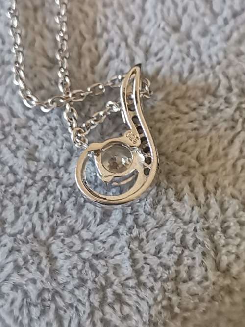 Dazzling Silver Necklace
