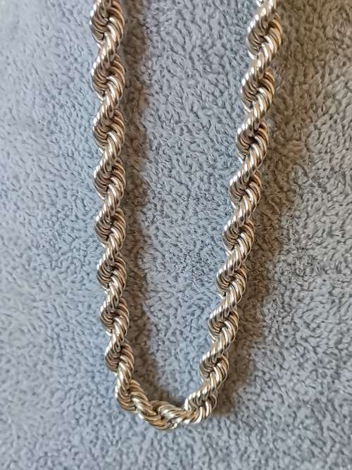 DISCOUNT!!! Silver Woven Chain