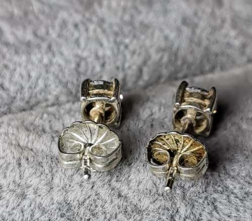 DISCOUNT!!! Silver Stud Earrings