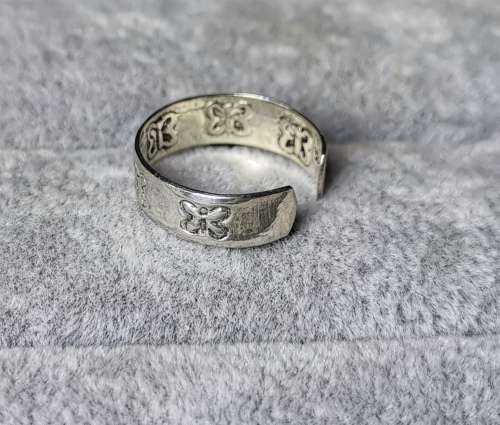 Cute Silver Toe Ring