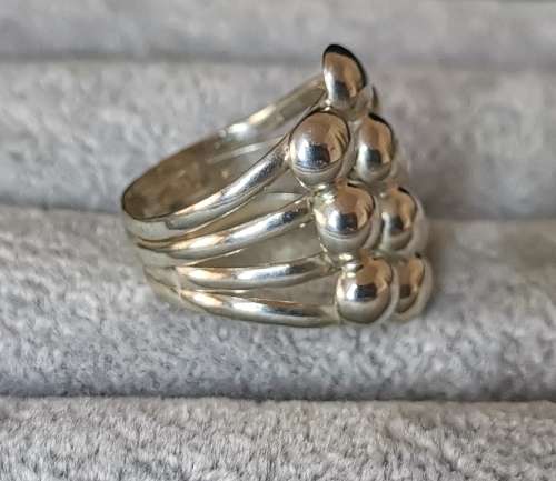 DISOUNT!!! Unique Silver Ring