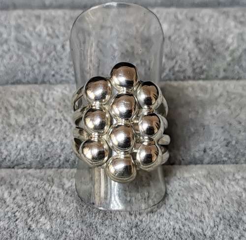 DISOUNT!!! Unique Silver Ring