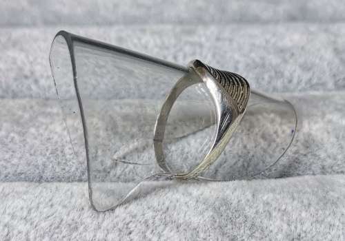 *R1 Auction* Dainty Silver Ring