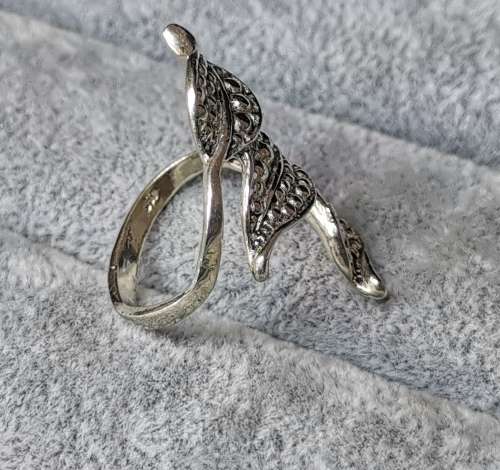 DISCOUNT!!! Silver Leafy Ring