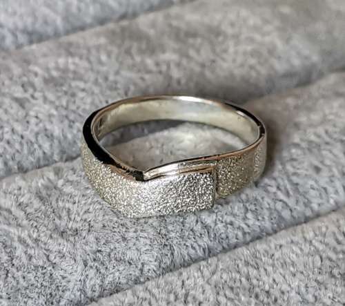 DISCOUNT!!! Unique Silver Ring