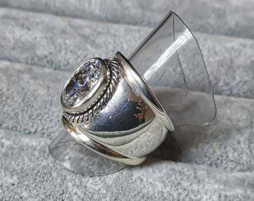 DISCOUNT!!! Bulky Silver Ring