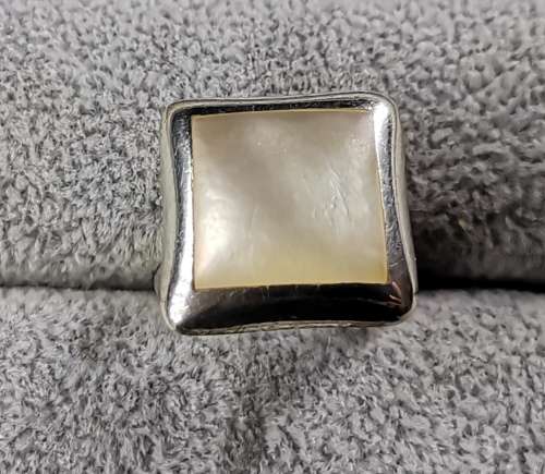 DISCOUNT!!! Silver Pearl Ring