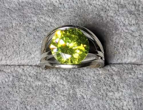 DISCOUNT!!! Gorgeous Silver Ring