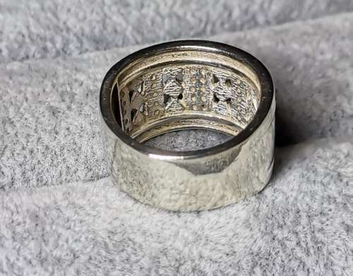 DISCOUNT!!! Detailed Silver Ring
