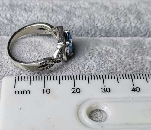 DISCOUNT!!! Stunning Silver Ring