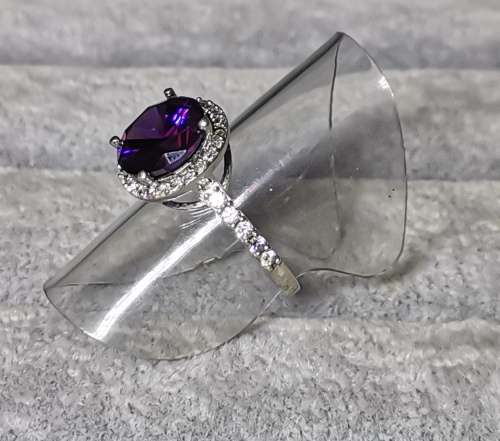 DISCOUNT!!! Dazzling Silver Ring