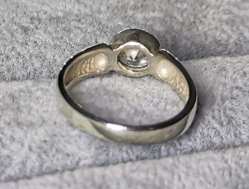 DISCOUNT!!! Silver Solitaire Ring