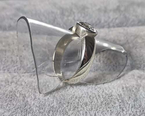 DISCOUNT!!! Silver Solitaire Ring