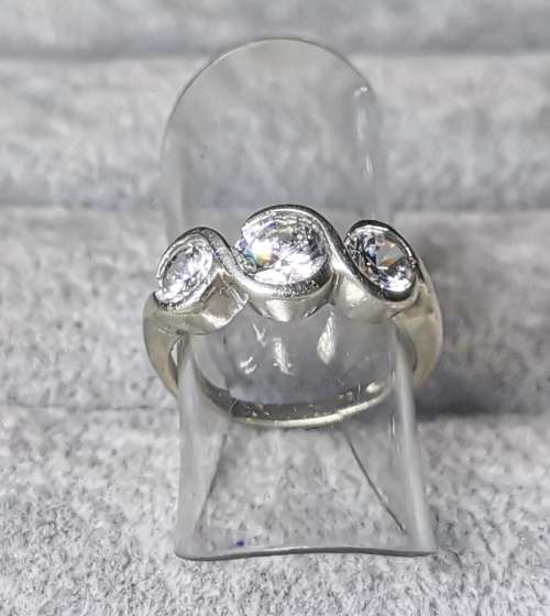 DISCOUNT!!! Silver Trilogy Ring