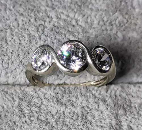 DISCOUNT!!! Silver Trilogy Ring