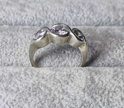 DISCOUNT!!! Silver Trilogy Ring