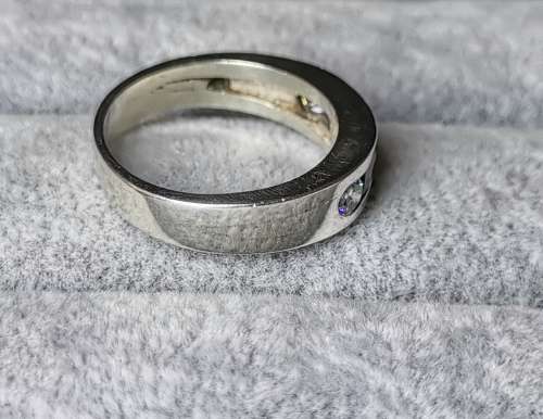 DISCOUNT!!! Stunning Silver Ring