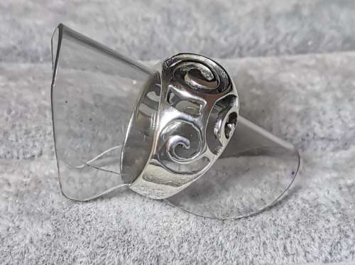 DISCOUNT!!! Swirly Silver Ring