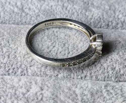 DISCOUNT!!!! Pretty Silver Ring