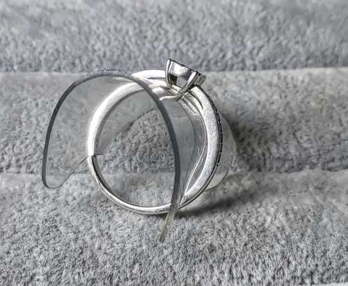 DISCOUNT!!!! Pretty Silver Ring