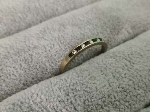 9ct Gold Half Eternity Ring