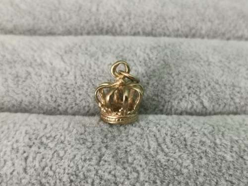 9ct Gold Crown Charm