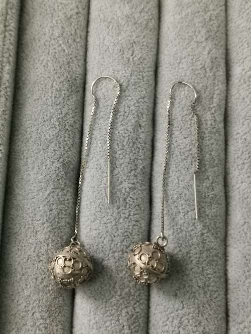 DISCOUNT!!! Silver Dangling Earrings