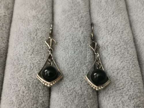 DISCOUNT!!! Stunning Silver Earrings