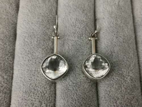 Discount!!! Dazzling Silver Earrings