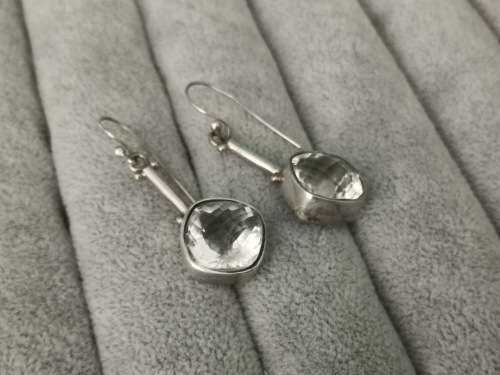 Discount!!! Dazzling Silver Earrings