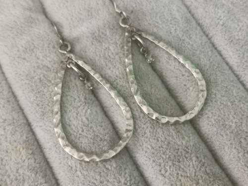Discount!!! Silver Teardrop Earrings