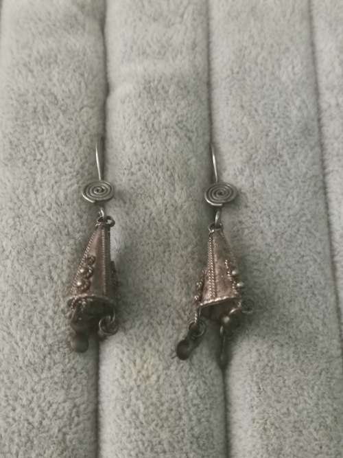 Discount!!! Unique Silver Earrings