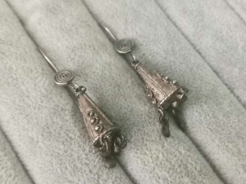 Discount!!! Unique Silver Earrings