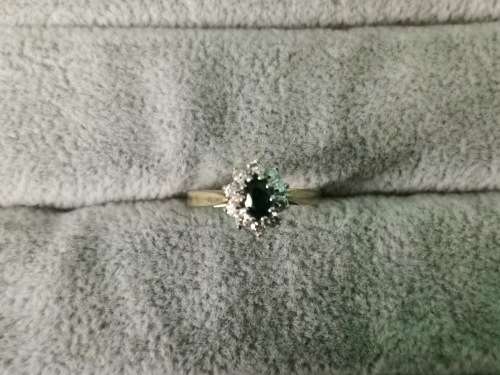 Stunning 9ct Gold Ring