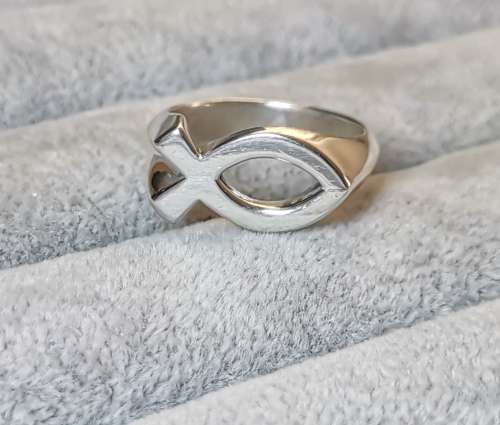 Discount!!! Bulky Silver Fish Ring