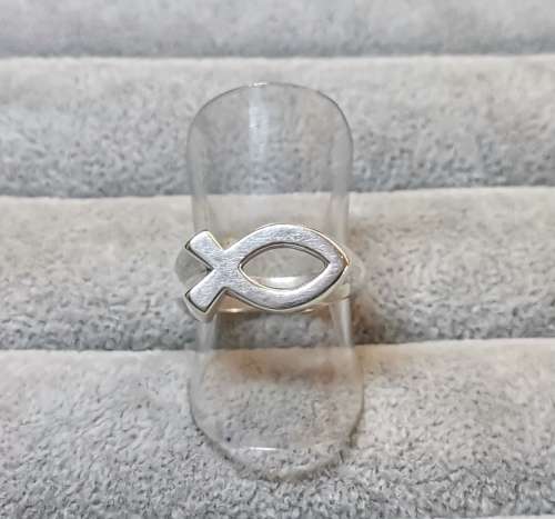 Discount!!! Bulky Silver Fish Ring