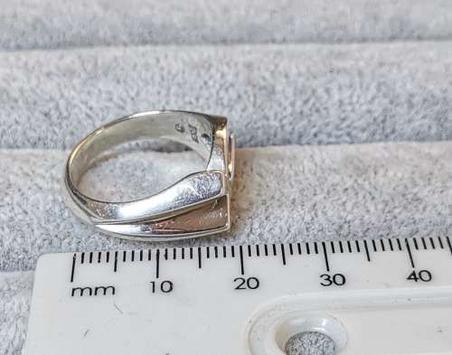 Discount!!! Bulky Silver Fish Ring