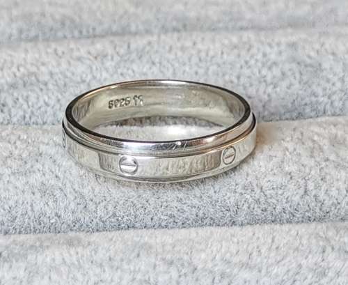 Discount!!! Silver Fidget Ring